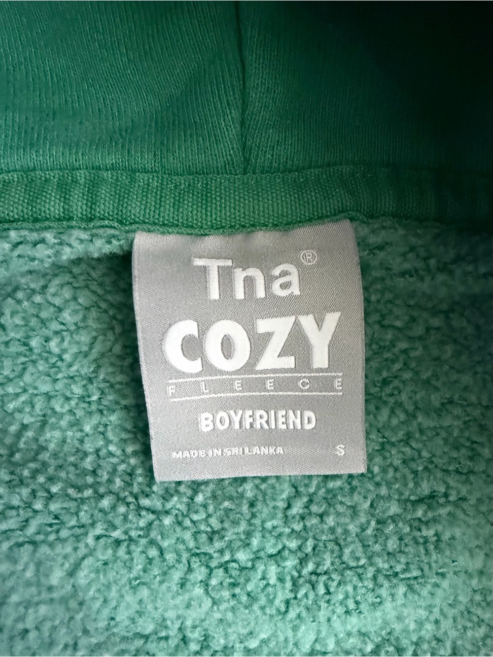 Aritzia TNA Cozy Fleece Boyfriend Cropped Zip Up Hoodie